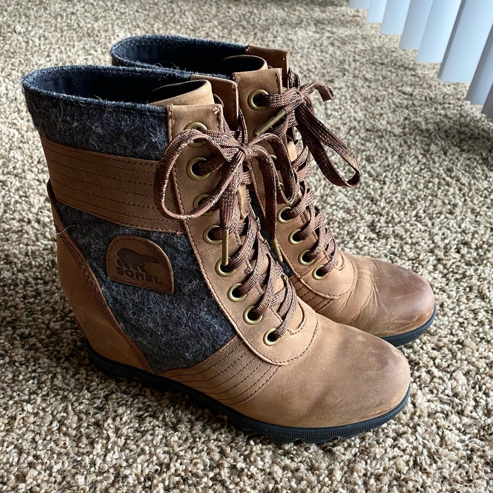 Sorel wedge boots